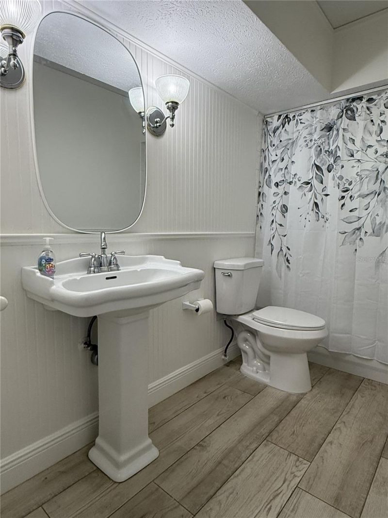 9628 Davis Road, Tampa, FL 33637 Photo