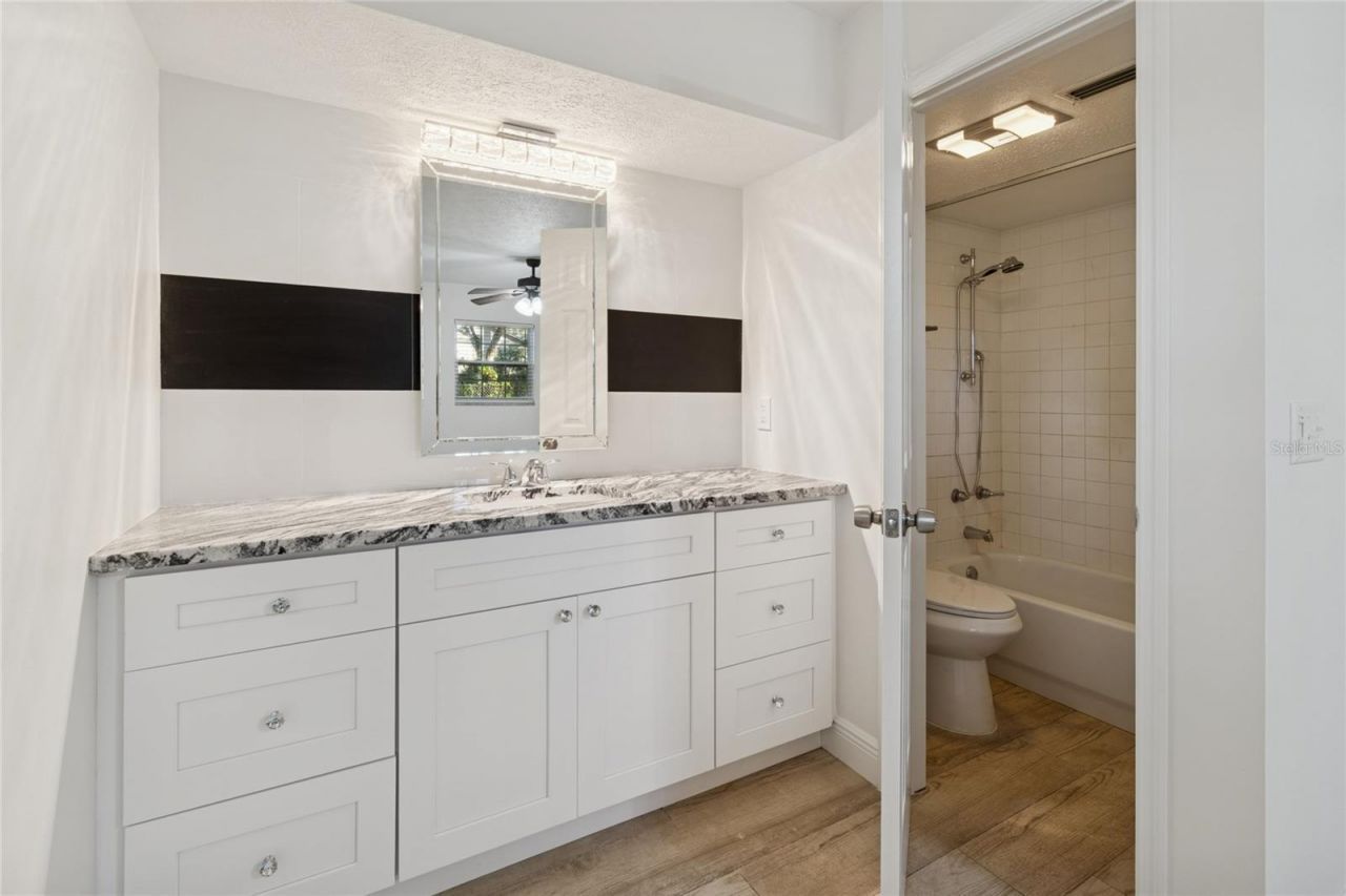 9628 Davis Road, Tampa, FL 33637 Photo