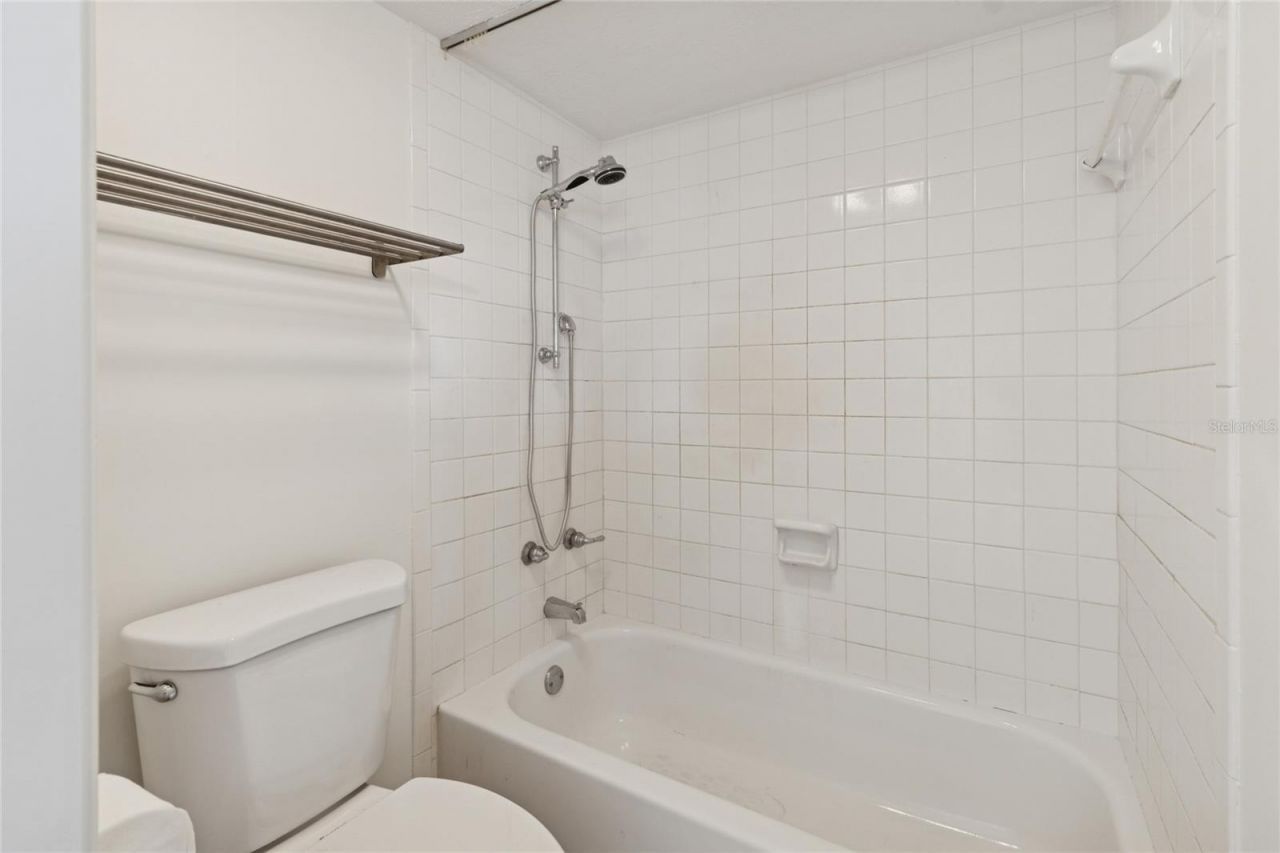 9628 Davis Road, Tampa, FL 33637 Photo