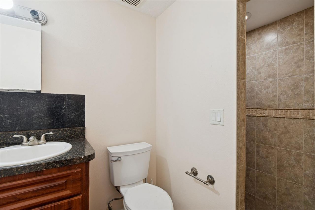9628 Davis Road, Tampa, FL 33637 Photo