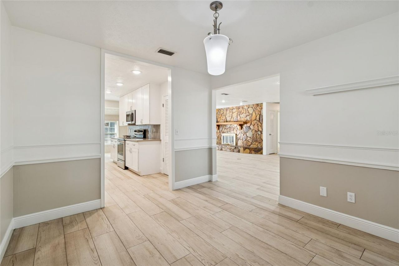 9628 Davis Road, Tampa, FL 33637 Photo