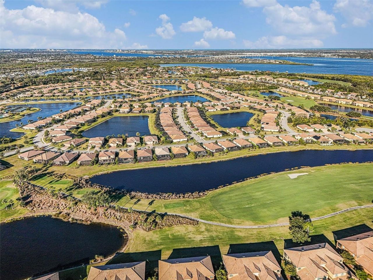 6467 Willowshire Way, Bradenton, FL 34212 Photo