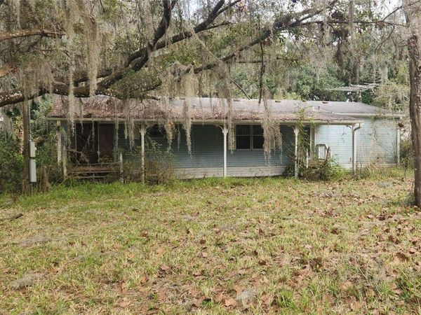 384 CRESCENT LAKE SHORE DRIVE, CRESCENT CITY, FL 32112