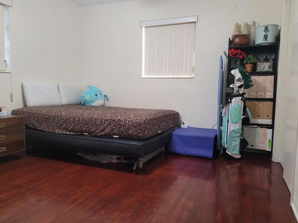 1045 NE 135th St, North Miami, FL 33161 Photo