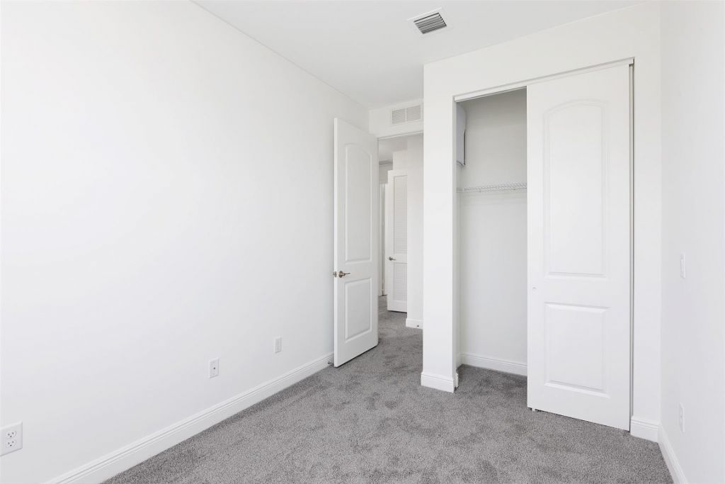 6937 Pines Circle, Unit 17, Coconut Creek, FL 33073 Photo