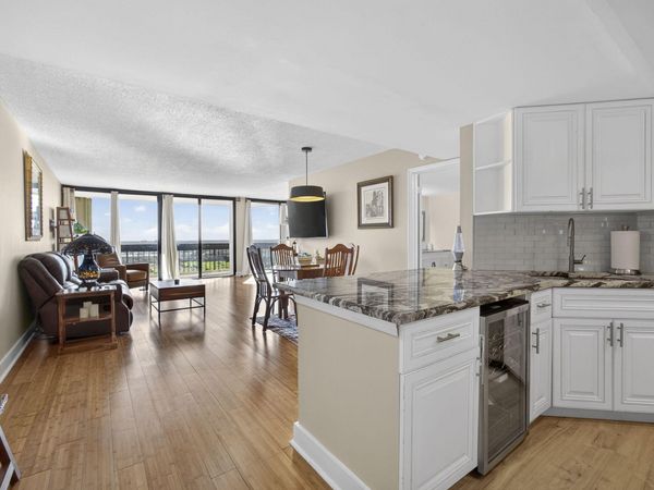 2400 Presidential Way, Unit 1606, West Palm Beach, FL 33401