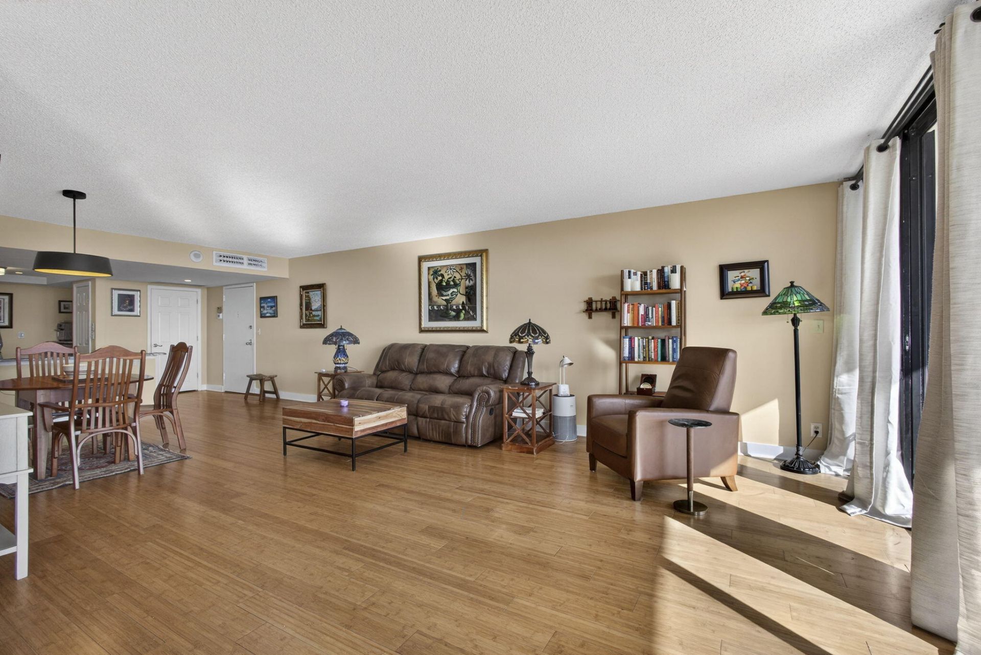 2400 Presidential Way, Unit 1606, West Palm Beach, FL 33401 Photo