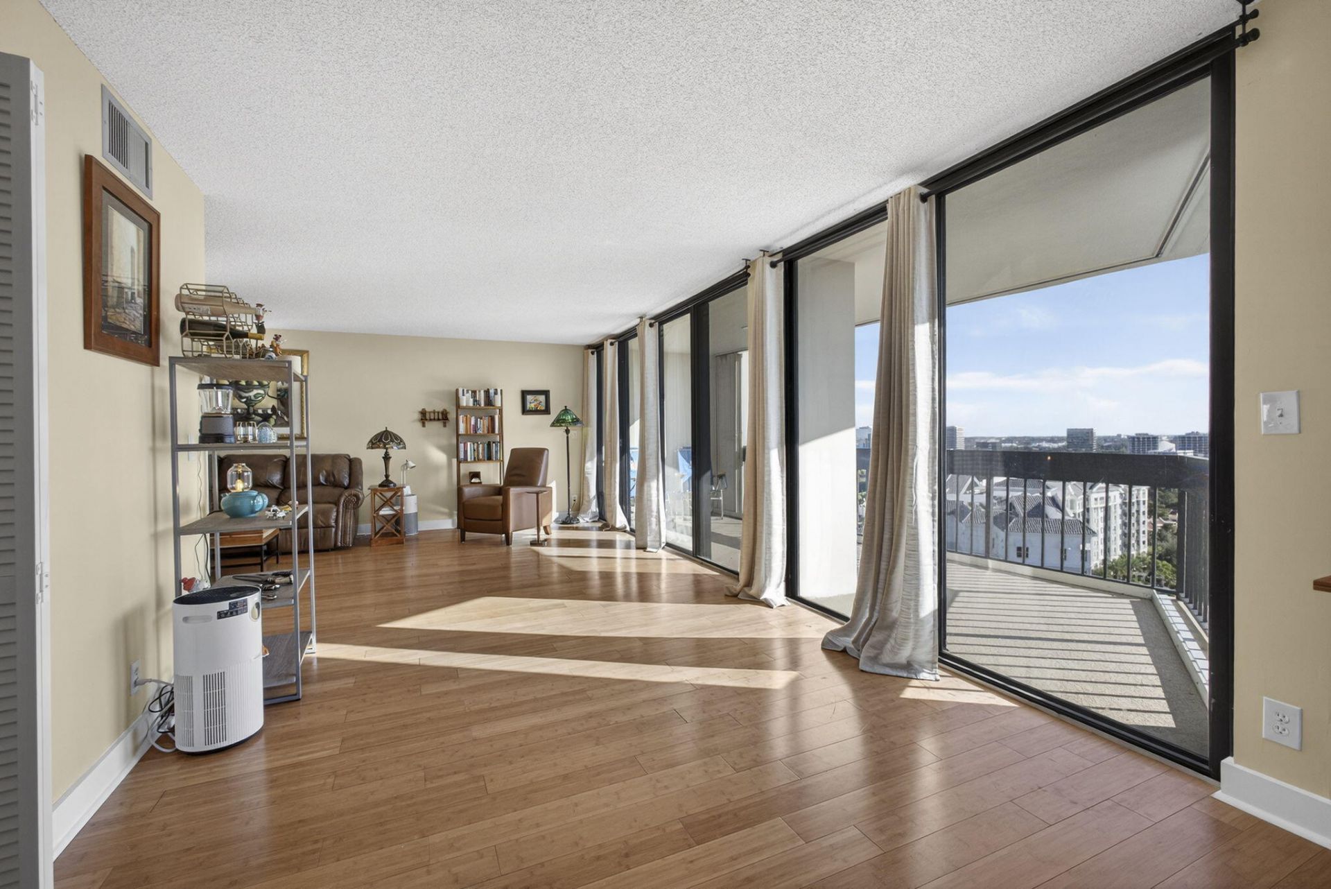 2400 Presidential Way, Unit 1606, West Palm Beach, FL 33401 Photo