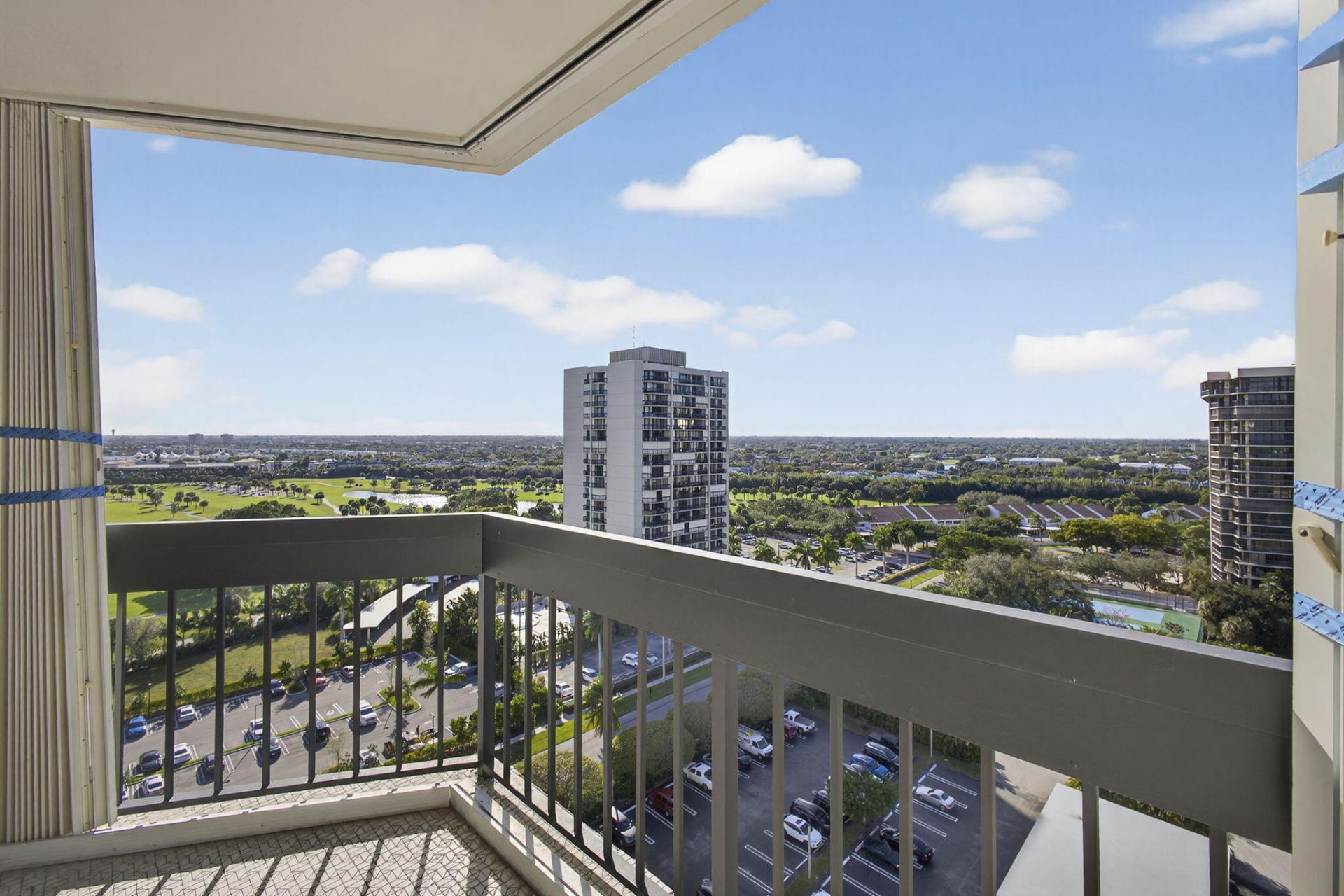 2400 Presidential Way, Unit 1606, West Palm Beach, FL 33401 Photo