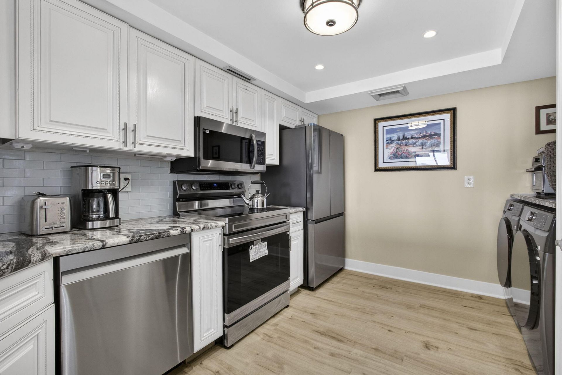 2400 Presidential Way, Unit 1606, West Palm Beach, FL 33401 Photo