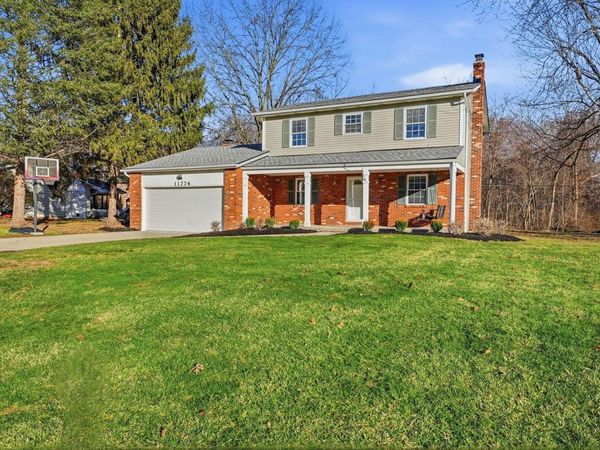 11774 Kennington Square E, Pickerington, OH 43147