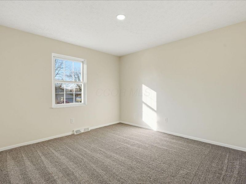 11774 Kennington Square E, Pickerington, OH 43147 Photo 17