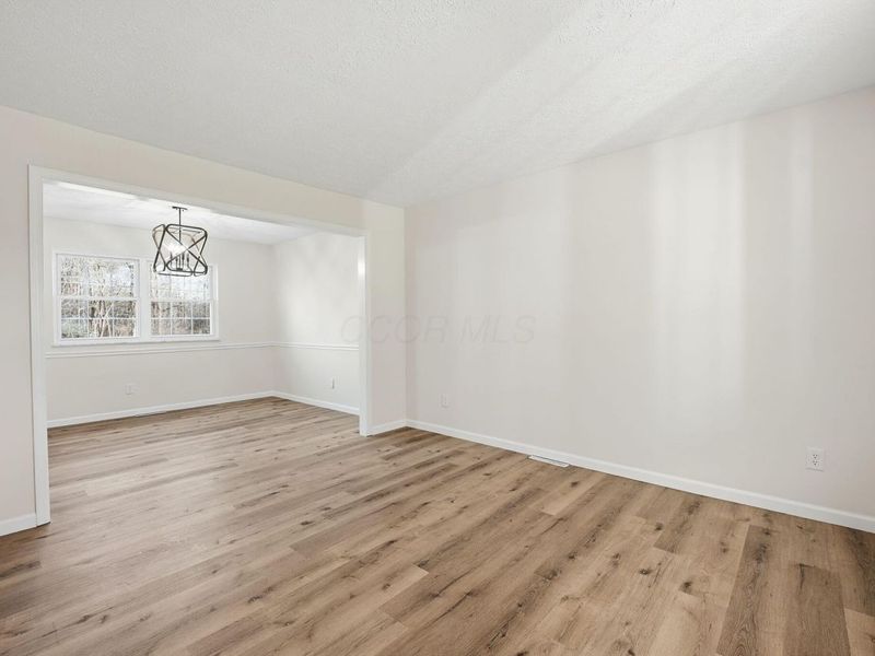 11774 Kennington Square E, Pickerington, OH 43147 Photo 3