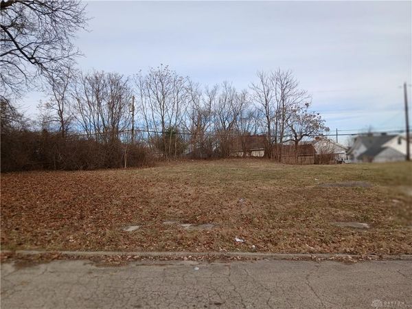 2 Camden Avenue, Dayton, OH 45405