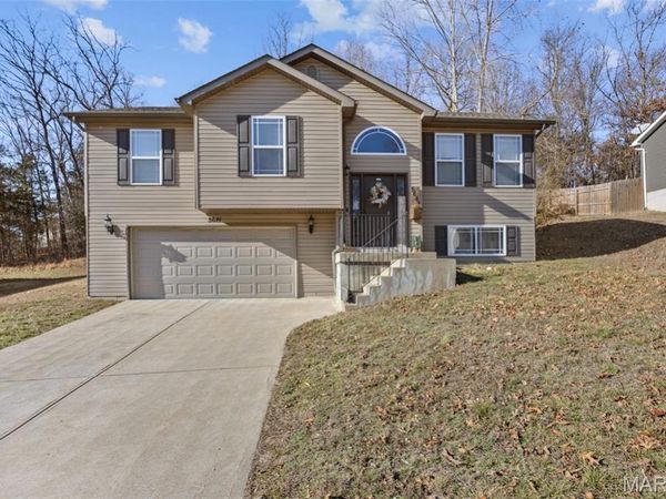 5641 Hawks Landing Drive, Hillsboro, MO 63050
