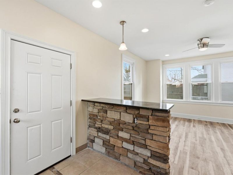 120 W Seventy Second Street, Cincinnati, OH 45216 Photo 24