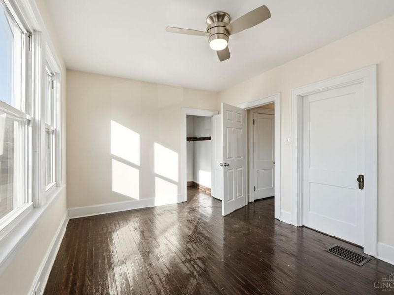 120 W Seventy Second Street, Cincinnati, OH 45216 Photo 29