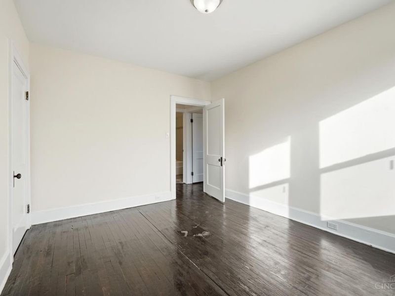 120 W Seventy Second Street, Cincinnati, OH 45216 Photo 42