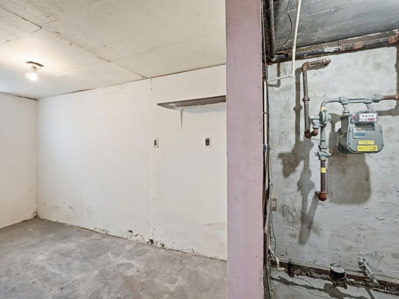 120 W Seventy Second Street, Cincinnati, OH 45216 Photo 49