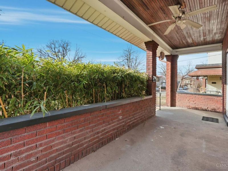 120 W Seventy Second Street, Cincinnati, OH 45216 Photo 6