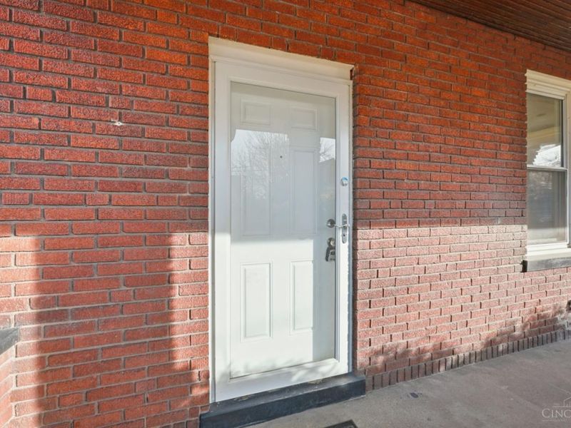 120 W Seventy Second Street, Cincinnati, OH 45216 Photo 7