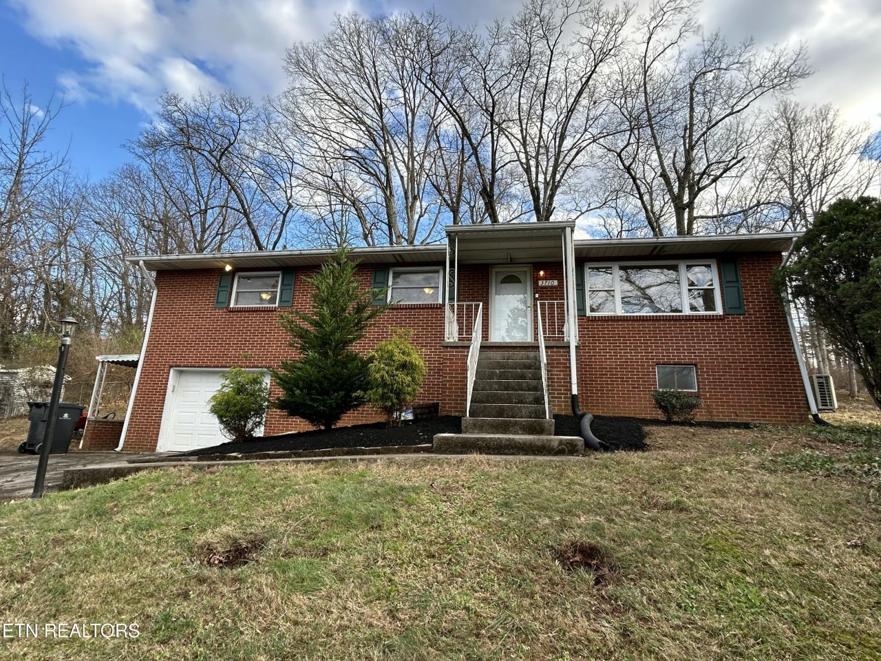 3710 Washington Pike, Knoxville, TN 37917 Main Photo