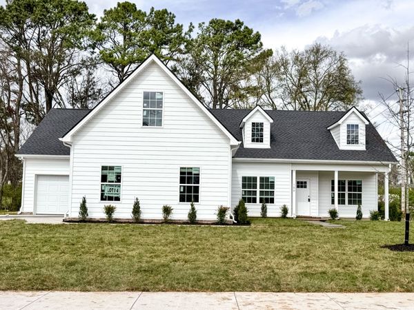 100 Centennial Lane, Columbia, TN 38401