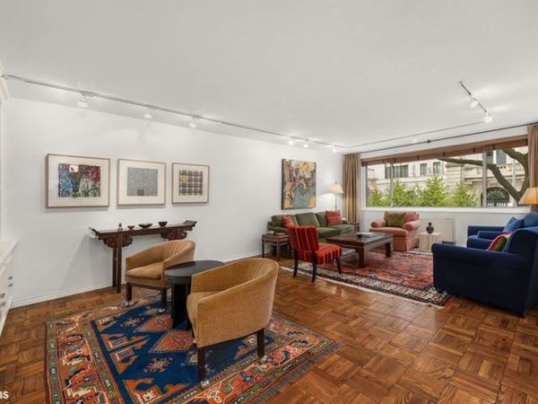 10 E 70TH Street , Unit 2D, Manhattan, NY 10021