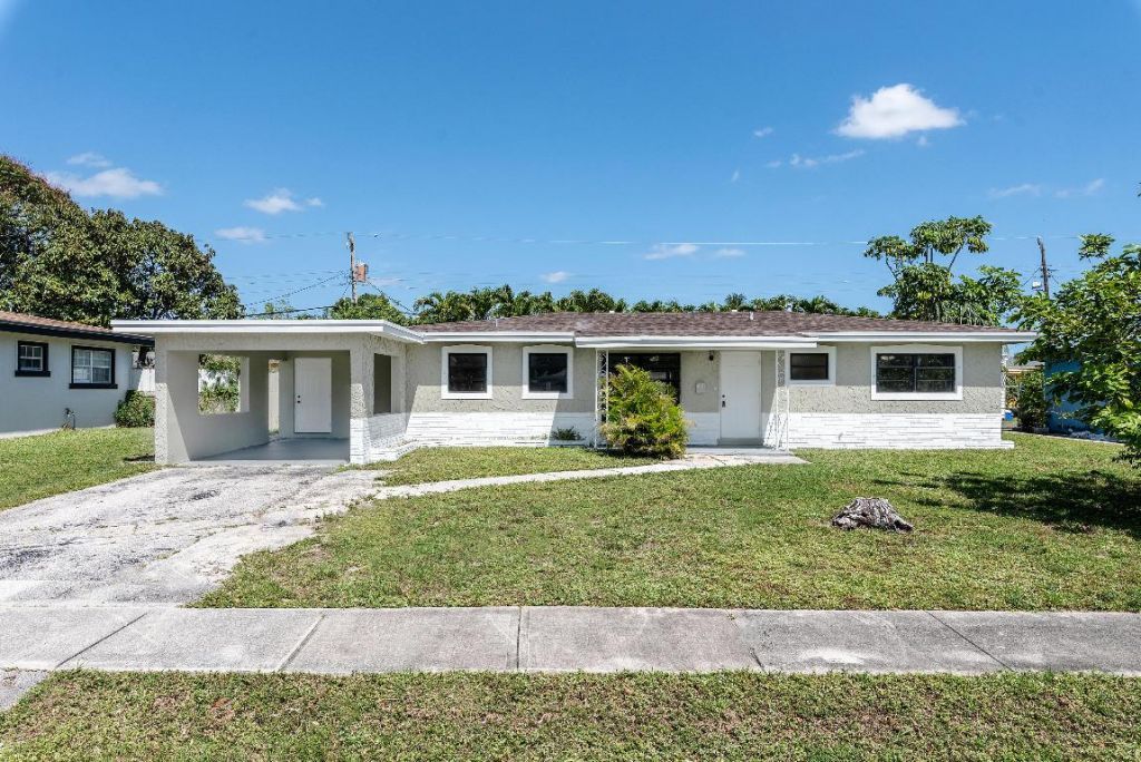 1040 Long Island Avenue, Fort Lauderdale, FL 33312 Photo