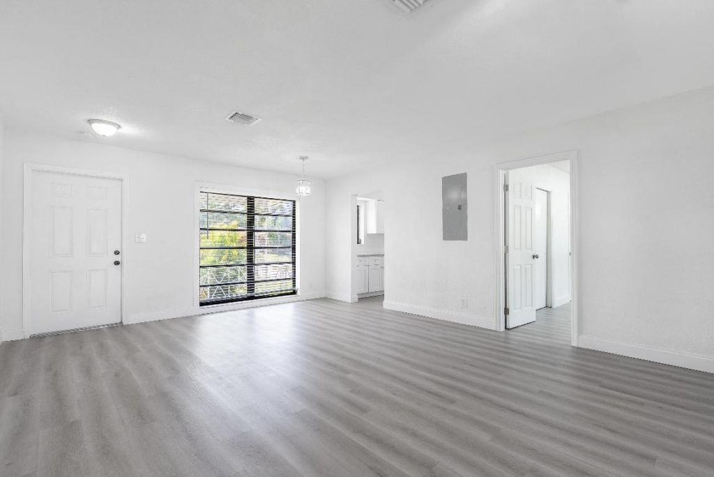 1040 Long Island Avenue, Fort Lauderdale, FL 33312 Photo