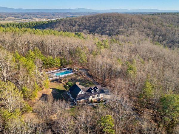 345 Potter Place Road NW, Charleston, TN 37310