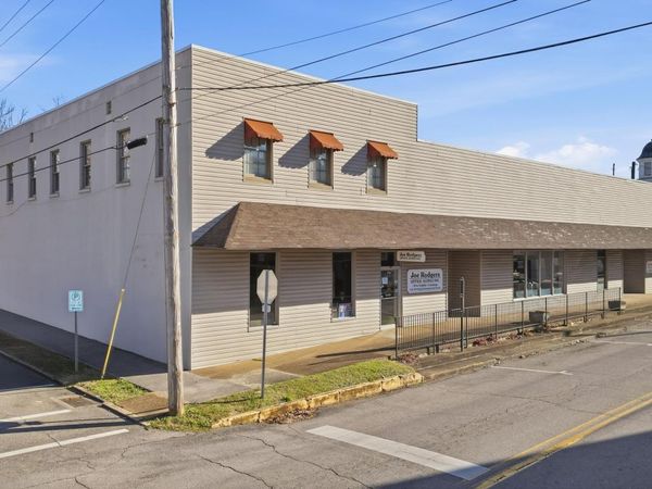 156 Central Avenue NW, Cleveland, TN 37311