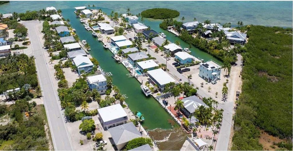 1331 Hudgins Drive, Summerland Key, FL 33042 Photo