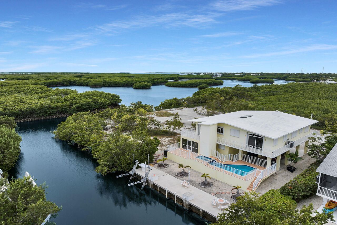 85 Ocean Shores Drive, Key Largo, FL 33037 Photo