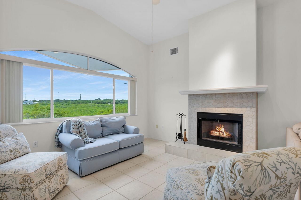 85 Ocean Shores Drive, Key Largo, FL 33037 Photo