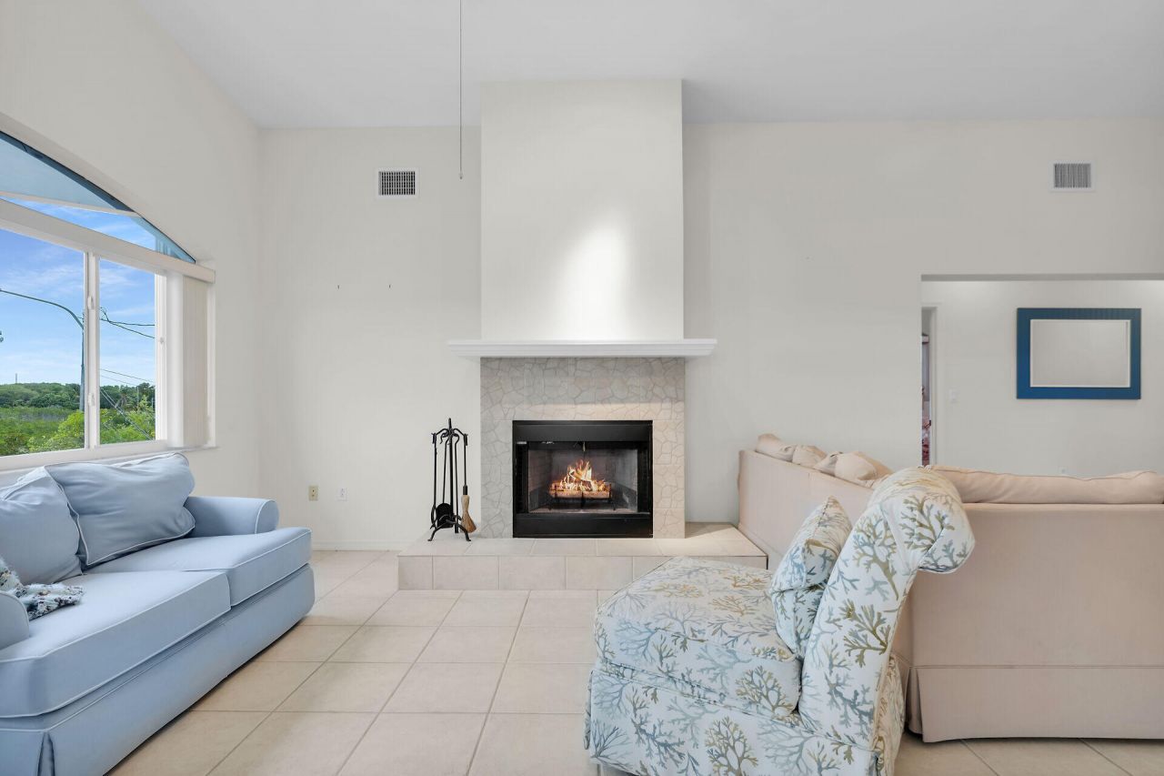 85 Ocean Shores Drive, Key Largo, FL 33037 Photo