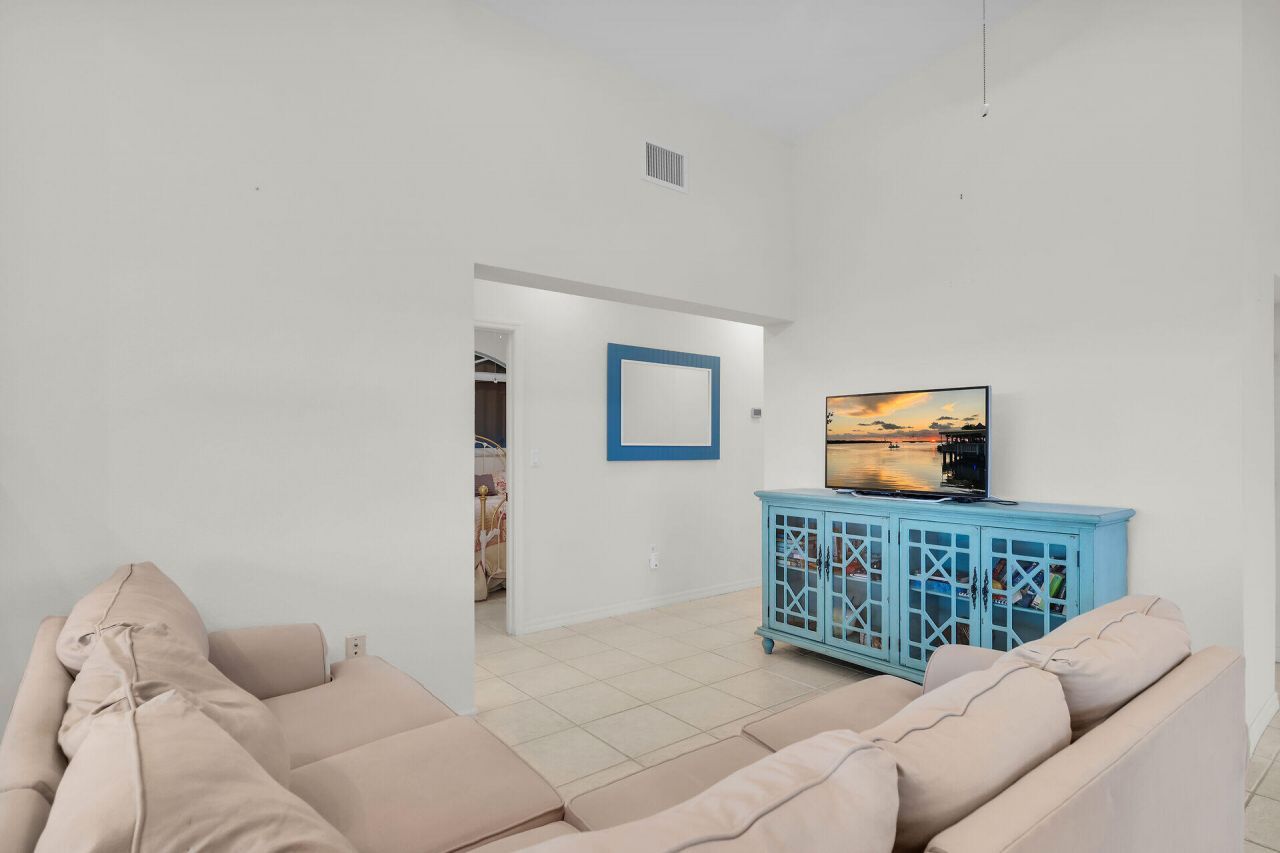 85 Ocean Shores Drive, Key Largo, FL 33037 Photo