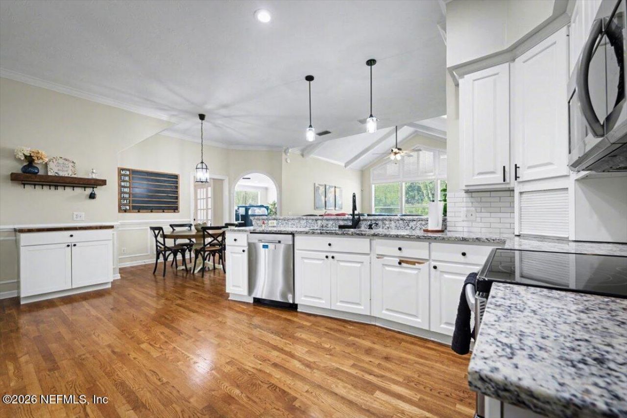 586 Thornwood Lane, Orange Park, FL 32073 Photo