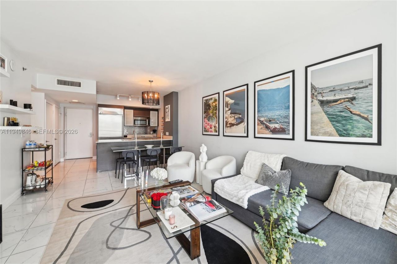 55 SE 6th St, Unit 1608, Miami, FL 33131 Photo