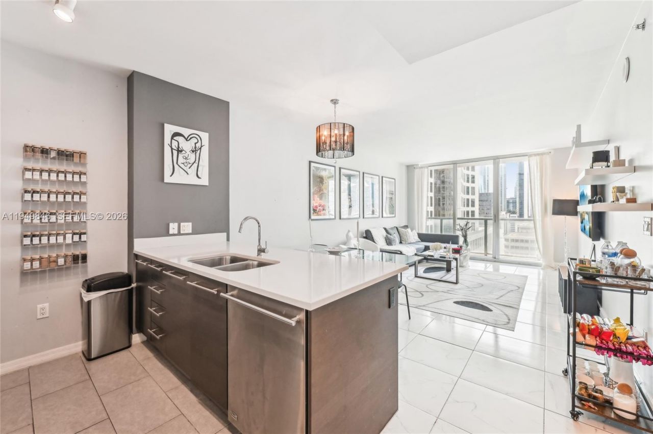 55 SE 6th St, Unit 1608, Miami, FL 33131 Photo