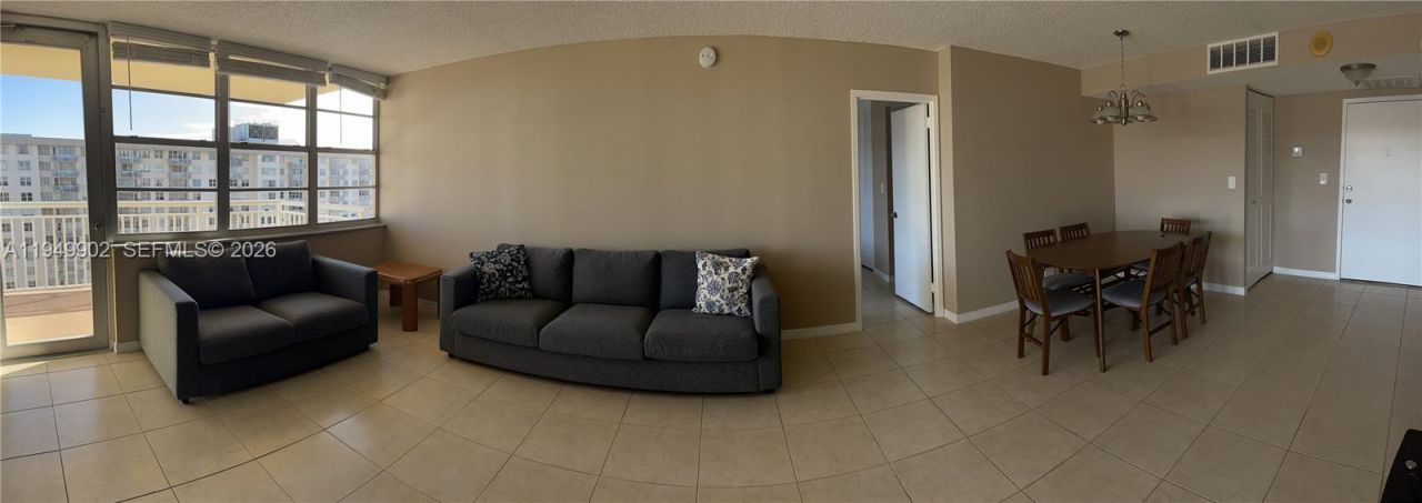 251 174th St, Unit 2211, Sunny Isles Beach, FL 33160 Photo