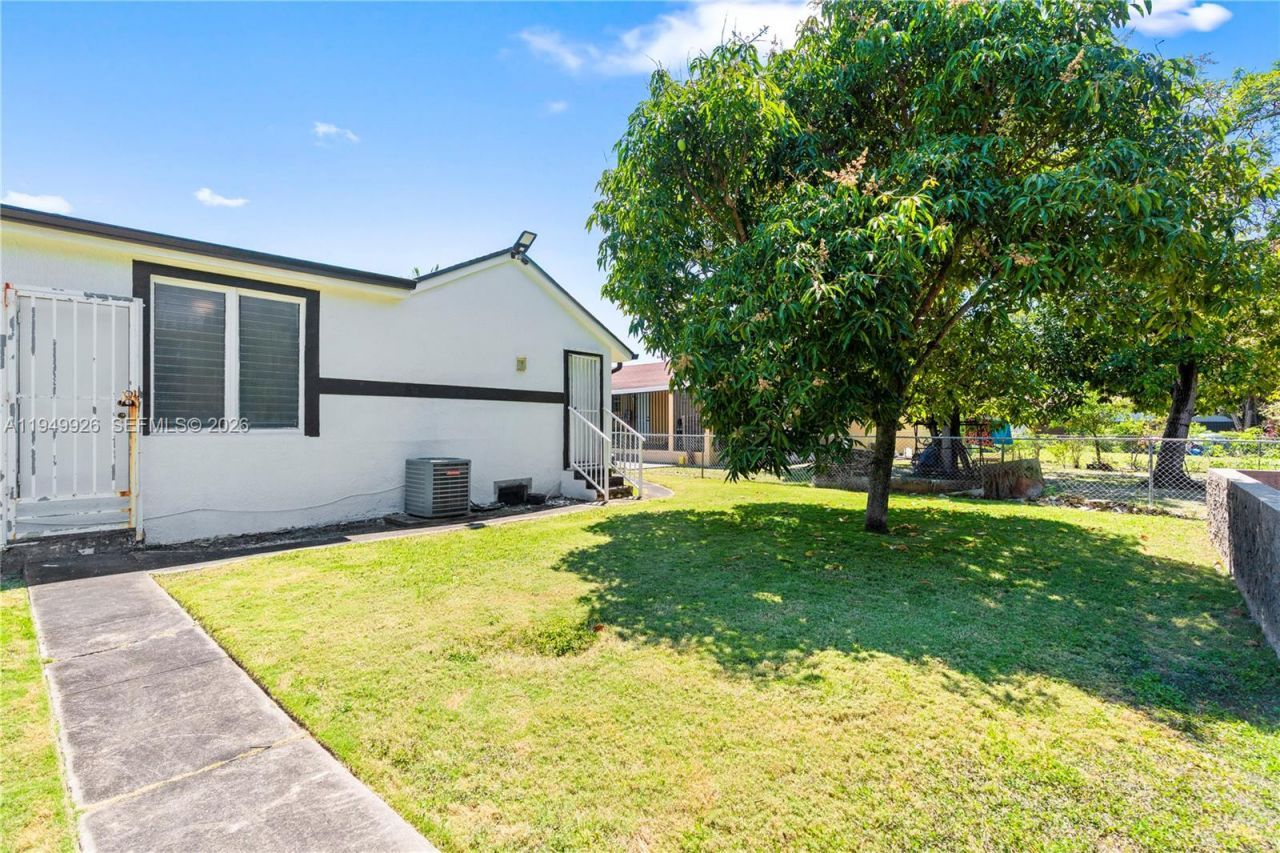 113 NW 57th St, Unit 1, Miami, FL 33127 Photo