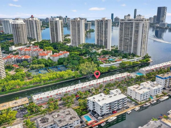 3745 NE 171st St, Unit 57, North Miami Beach, FL 33160