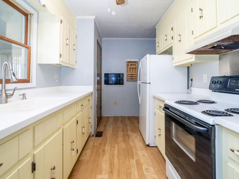 1710 Obetz Avenue, Obetz, OH 43207 Photo 14