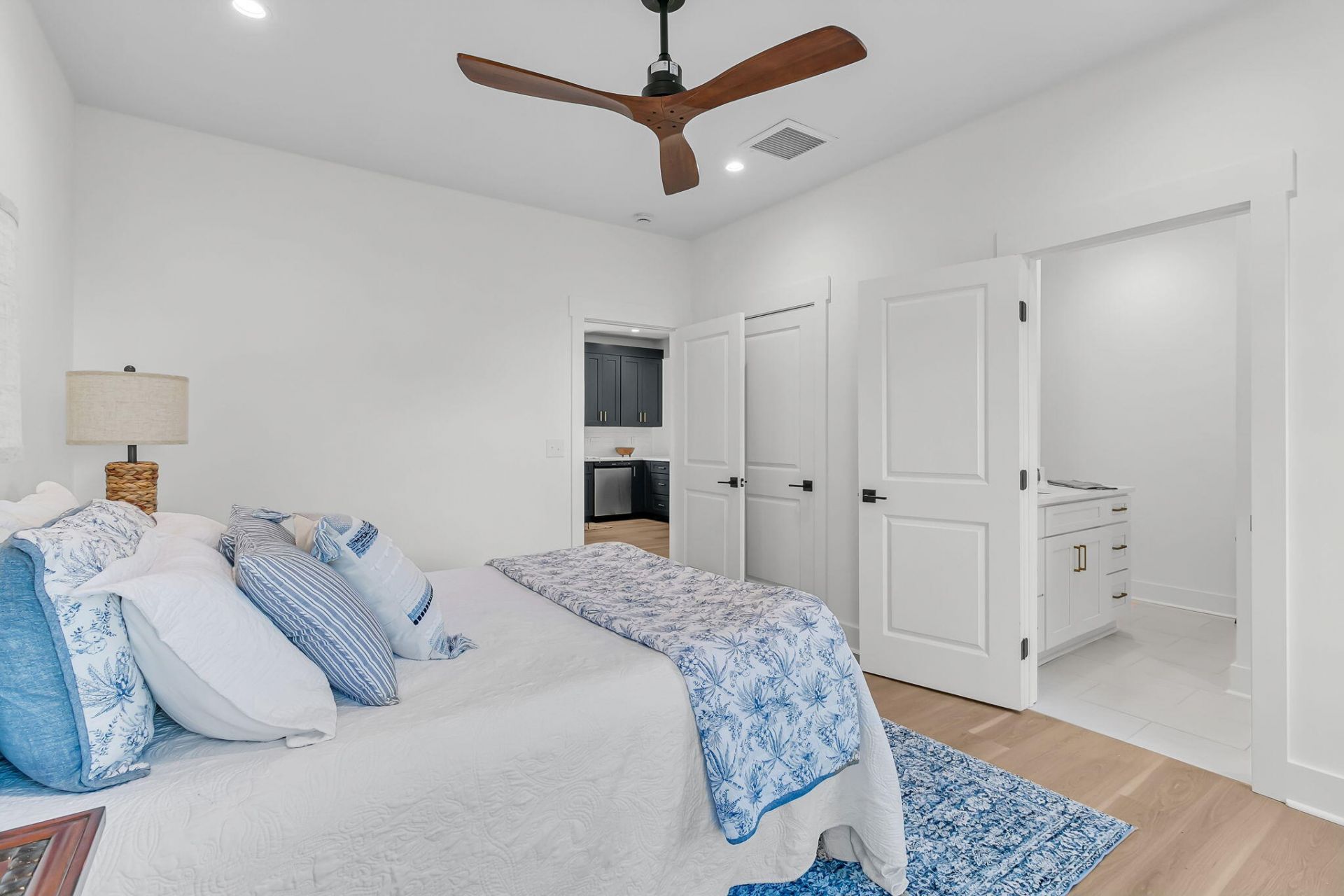 6511 Highway 162 Photo 19