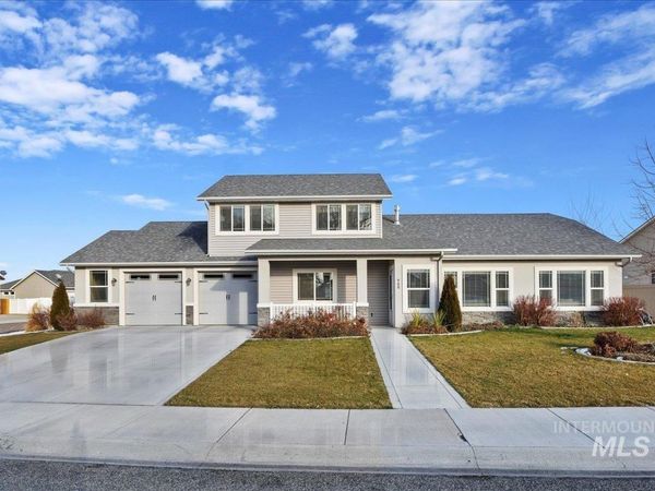 900 Glen Eagle Dr, Jerome, ID 83338