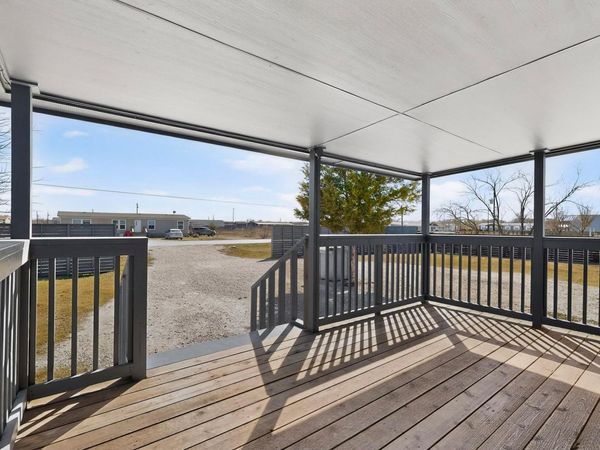 195 Gato RD, Cedar Creek, TX 78612