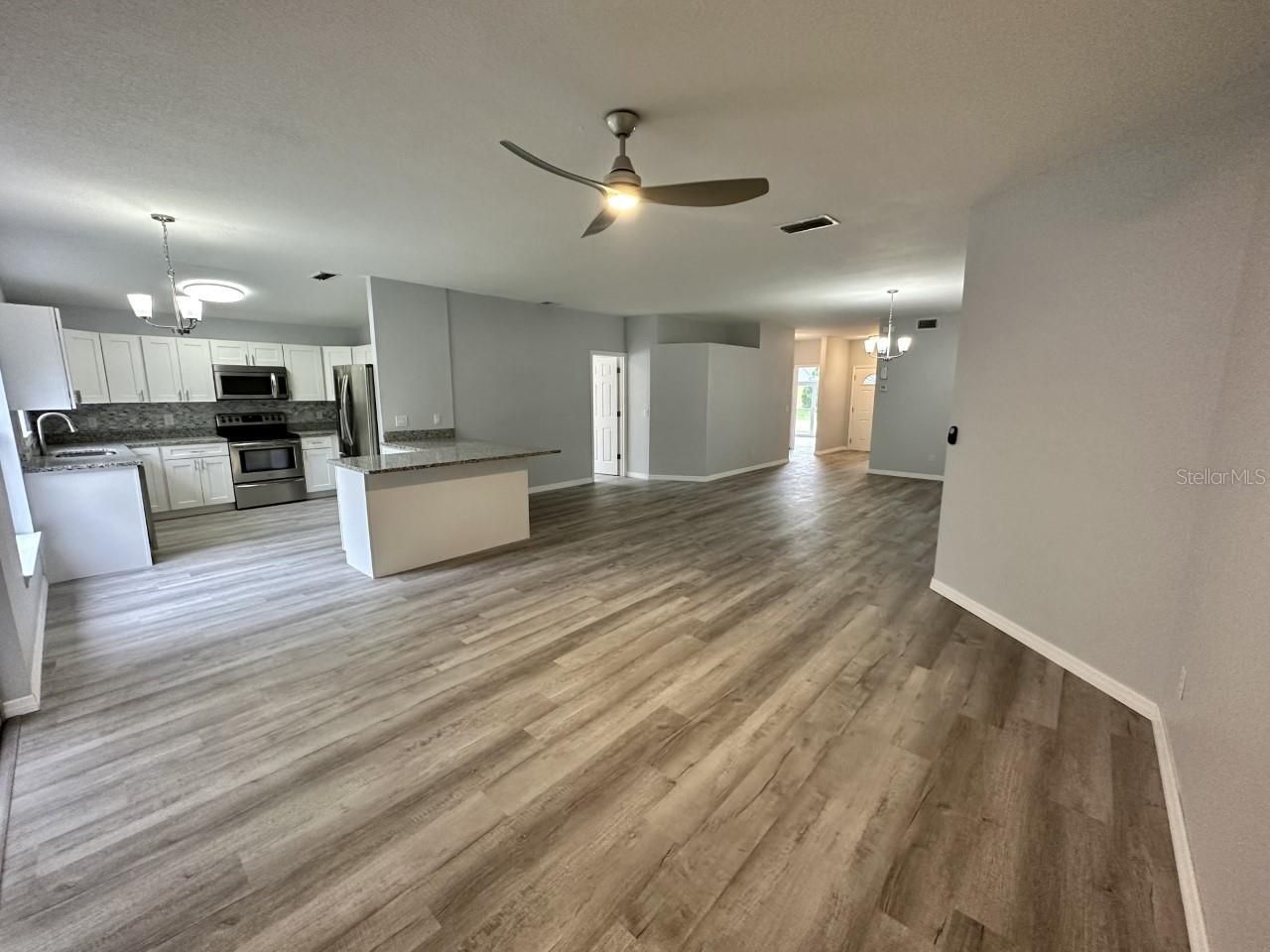 813 Ponderosa Pine Court, Orlando, FL 32825 Photo