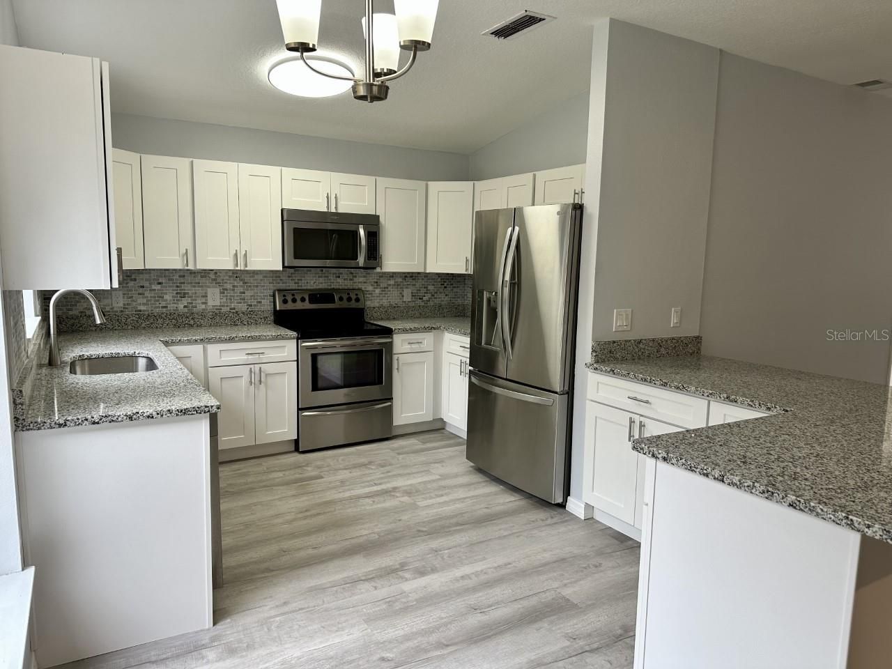 813 Ponderosa Pine Court, Orlando, FL 32825 Photo