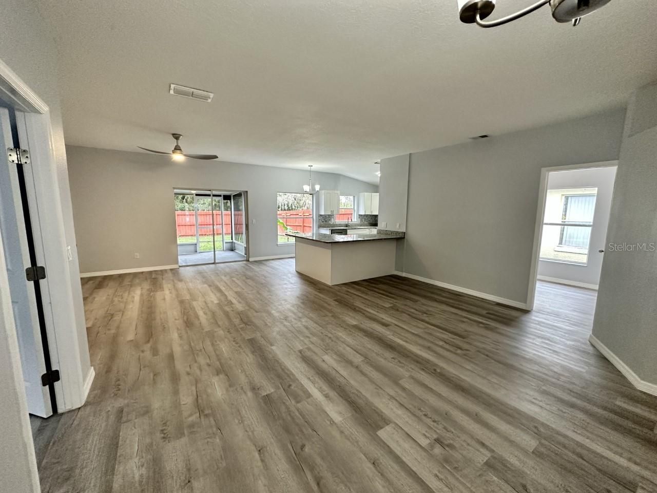 813 Ponderosa Pine Court, Orlando, FL 32825 Photo